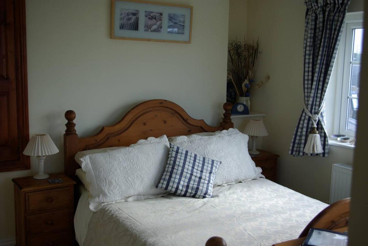 1-Bed Cottage On Coastal Pathway In South Wales Gileston Экстерьер фото